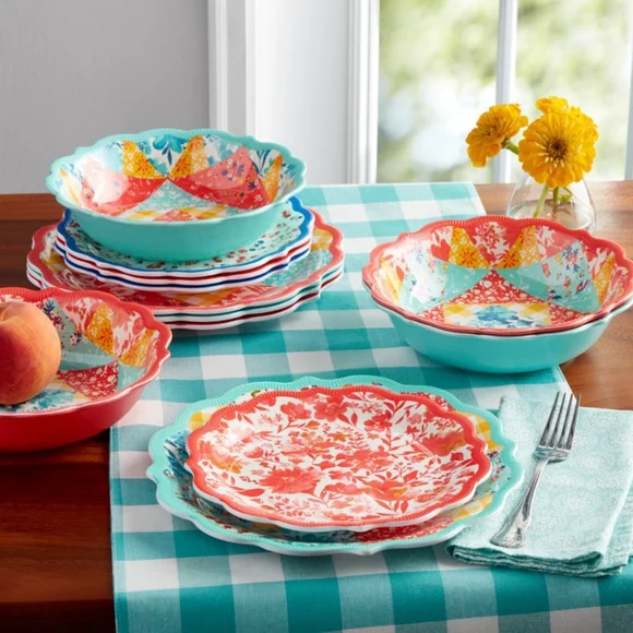 🌺 New Pioneer Woman Patchwork Medley 12-Piece Melamine Dinnerware Set - Picture 2 of 8